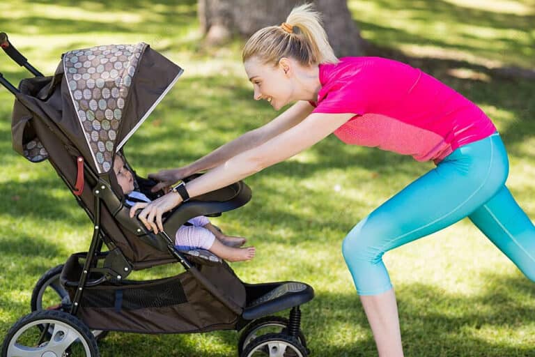 How to Keep Baby Cool in Stroller : Top 12 Tips and Tricks from a Mom of Three